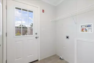 29 Lowell Rd, Salem, NH 03079 - Photo 16
