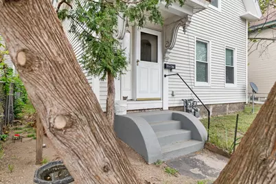 272 Lake Avenue, Manchester, NH 03103 - Photo 2