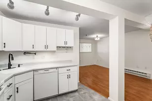 90 Fleet St, Portsmouth, NH 03801 - Photo 18