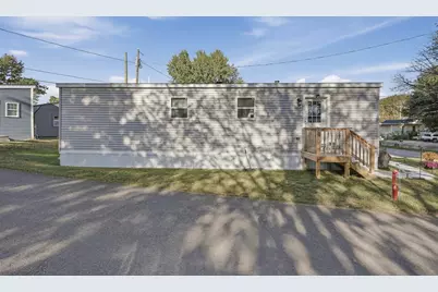 1338 Woodbury Avenue #10, Portsmouth, NH 03801 - Photo 2