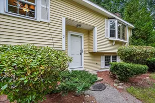 2 Nightingale Ln, Litchfield, NH 03052 - Photo 2