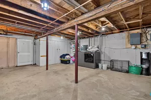 39 Oak St, Rochester, NH 03839 - Photo 16