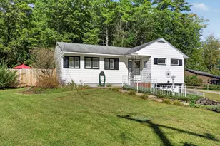39 Oak St, Rochester, NH 03839 - Photo 2