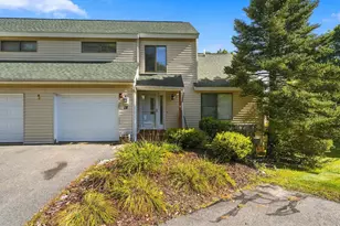 18 Ironwood Ln, Atkinson, NH 03811 - Photo 1