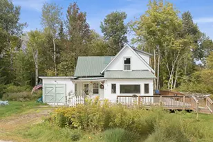 42 Harrigan St, Bethlehem, NH 03574 - Photo 1