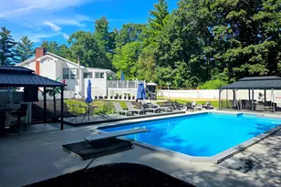 5 Pettingale Rd, Amherst, NH 03031 - Photo 2
