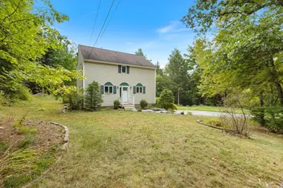 8 Homestead Drive, Raymond, NH 03077 - Photo 4
