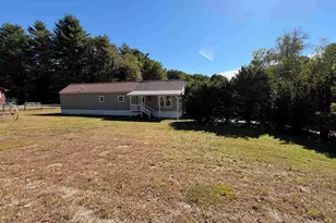 14 Meetinghouse Rd, Hinsdale, NH 03451 - Photo 4