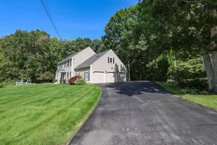 209 Tennyson Dr, Manchester, NH 03104 - Photo 4