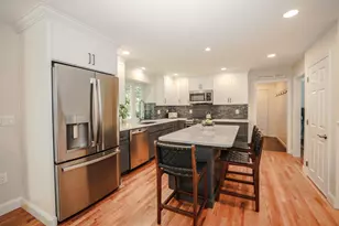 209 Tennyson Dr, Manchester, NH 03104 - Photo 12