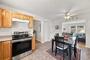 220 Belknap Dr, Pembroke, NH 03275 - Photo 6