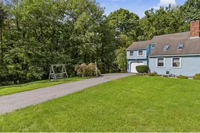 15L Bonnie Lane, Derry, NH 03038 - Photo 2