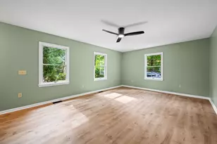 24 Fairview Ave, Conway, NH 03818 - Photo 22