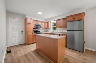 24 Fairview Ave, Conway, NH 03818 - Photo 16