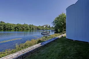 33 River Front Dr, Manchester, NH 03102 - Photo 22