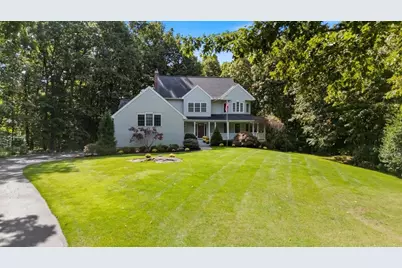 10 Kings Grant Drive, Atkinson, NH 03811 - Photo 4