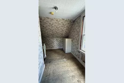 90 Appleton Street, Manchester, NH 03104 - Photo 18