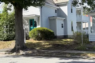 90 Appleton St, Manchester, NH 03104 - Photo 4