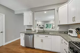15B Angel Pt Cir, Goffstown, NH 03045 - Photo 10