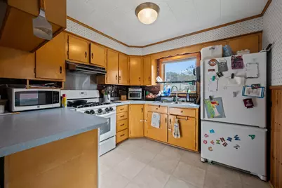 400 Forbush Avenue, Berlin, NH 03570 - Photo 6