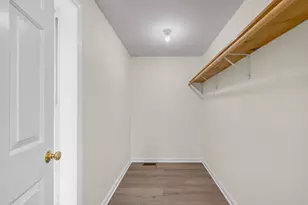 118 Barbara Ln, Hudson, NH 03051 - Photo 20