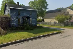 4 Warren St, Rochester, NH 03868 - Photo 2