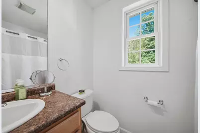 220 Arah Street, Manchester, NH 03104 - Photo 32