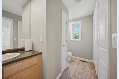 220 Arah Street, Manchester, NH 03104 - Photo 18