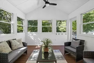 33 Auburn Rd, Londonderry, NH 03053 - Photo 14