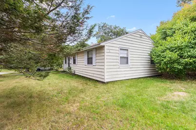 19 Tucker Lane, Hampton, NH 03842 - Photo 4