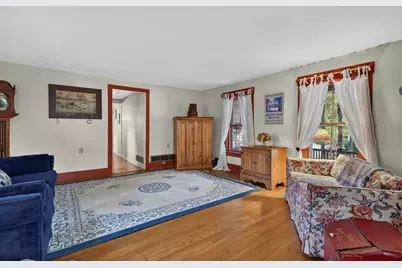 43 S Mast Street, Goffstown, NH 03045 - Photo 16