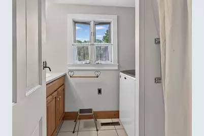 43 S Mast Street, Goffstown, NH 03045 - Photo 18