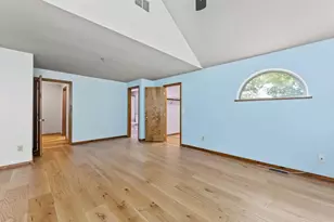 39 Aspen Dr, Atkinson, NH 03811 - Photo 46