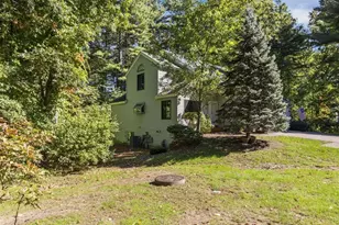 39 Aspen Dr, Atkinson, NH 03811 - Photo 4