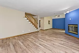 39 Aspen Dr, Atkinson, NH 03811 - Photo 28