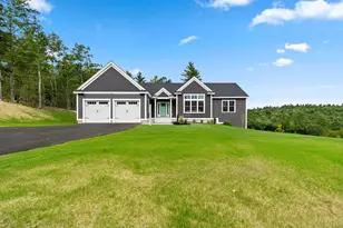 19 Spruce Peak Dr, Nottingham, NH 03290 - Photo 1