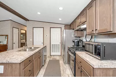 41 B Street, Seabrook, NH 03874 - Photo 6