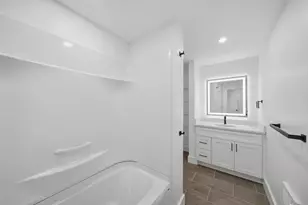 8 Depot St, Merrimack, NH 03054 - Photo 18