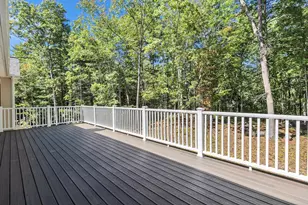 16 Overlook Cir, Auburn, NH 03032 - Photo 6
