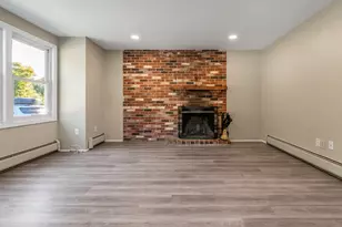 36 Tenney Rd, Sandown, NH 03873 - Photo 2