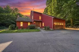 7 Cobblestone Pl, Merrimack, NH 03054 - Photo 2