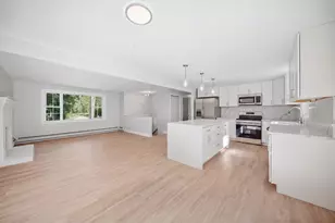 129 Hobbs Rd, Pelham, NH 03076 - Photo 12
