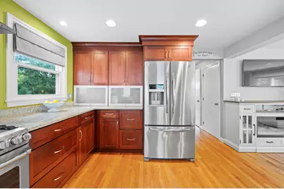 37 Woodfield Street, Nashua, NH 03062 - Photo 8