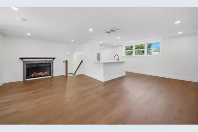 8 Depot Street #4, Merrimack, NH 03054 - Photo 6