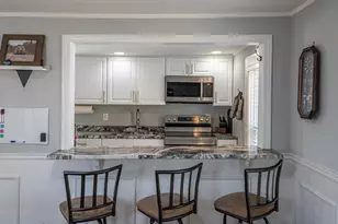 142A Broadway St, Dover, NH 03820 - Photo 16