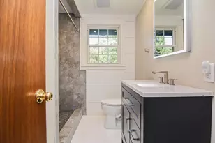 21 Belmont Dr, Merrimack, NH 03054 - Photo 18
