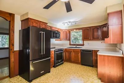 21 Belmont Drive, Merrimack, NH 03054 - Photo 12