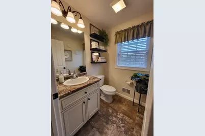 142 Comeau Street, Manchester, NH 03102 - Photo 8