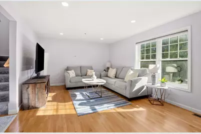 162 Karatzas Avenue, Manchester, NH 03104 - Photo 6