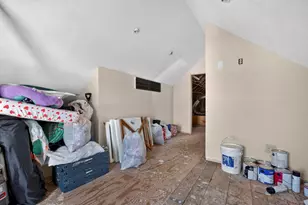 17 Hevey St, Manchester, NH 03102 - Photo 20